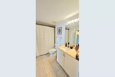 1750 N Bayshore Dr #2010, Miami, FL 33132 - Photo 15