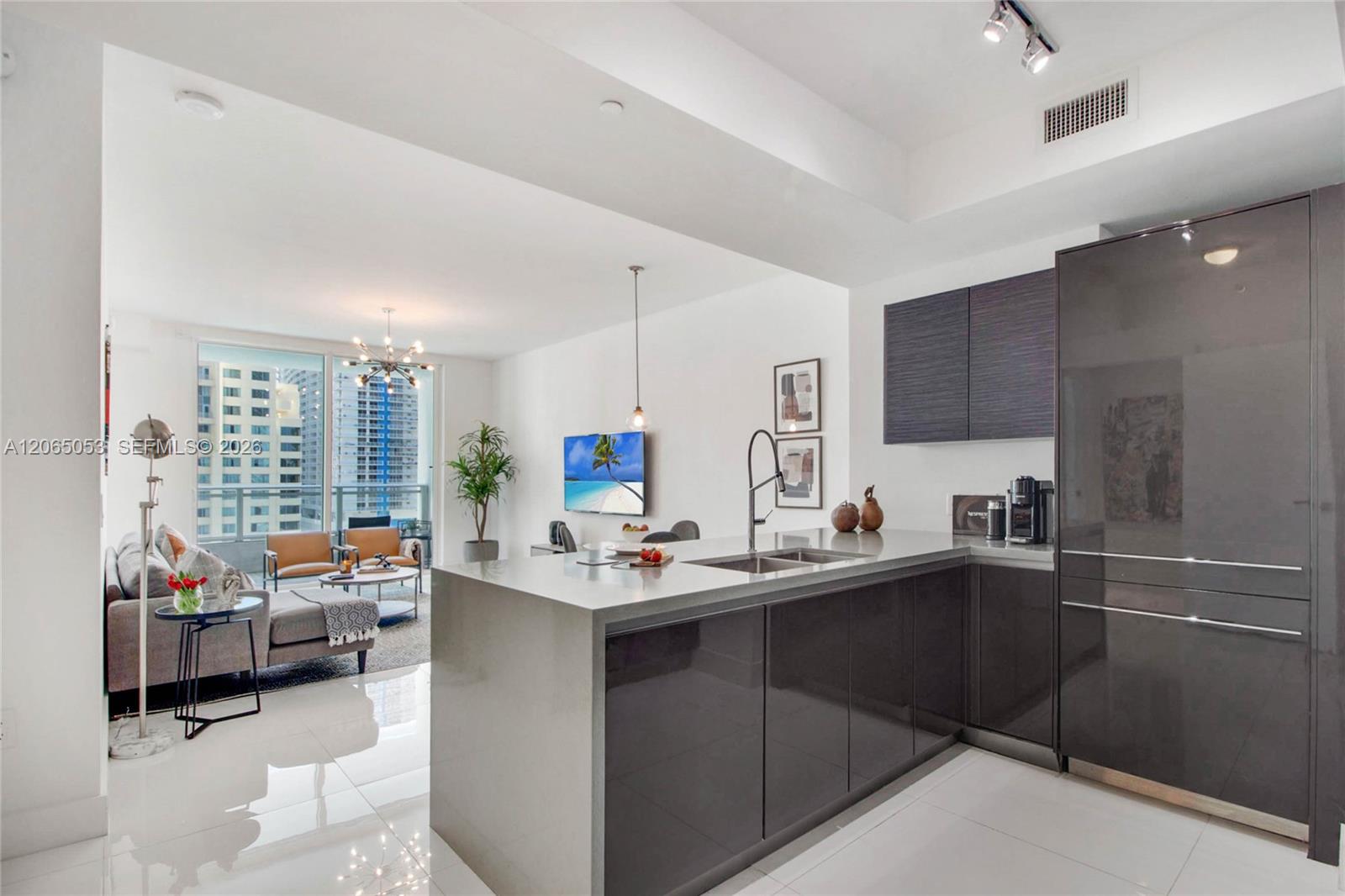 1080 Brickell Ave #1504 - 1080 Brickell Ave #1504, Miami, FL 33131 Luxury Property | Jose Angel Pina