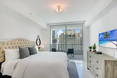 1080 Brickell Ave #1504, Miami, FL 33131 - Photo 9