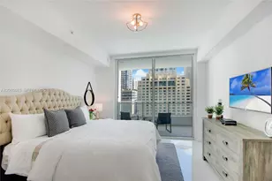 1080 Brickell Ave, Miami, FL 33131 - Photo 9