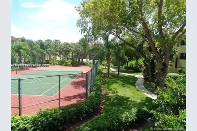 540 S Park Road #15-9, Hollywood, FL 33021 - Photo 11