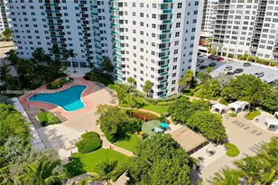 3001 S Ocean Dr, Hollywood, FL 33019 - Photo 25