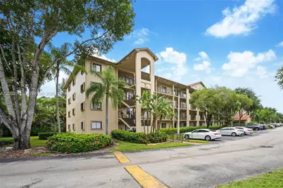 900 SW 142nd Ave #301L, Pembroke Pines, FL 33027 - Photo 1