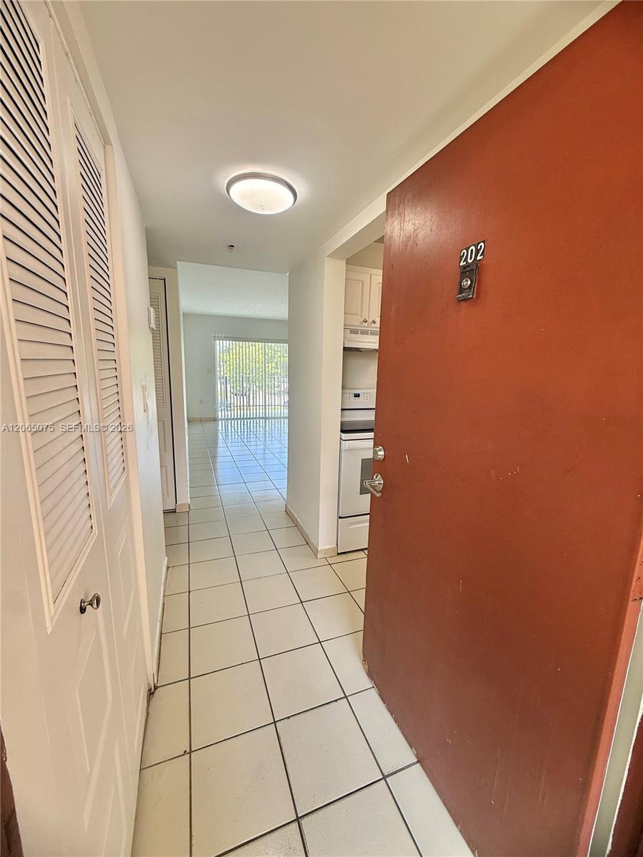 5201 NW 7th St #202 - 5201 NW 7th St #202, Miami, FL 33126 Luxury Property | Jose Angel Pina