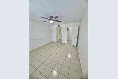 5201 NW 7th St #202, Miami, FL 33126 - Photo 15