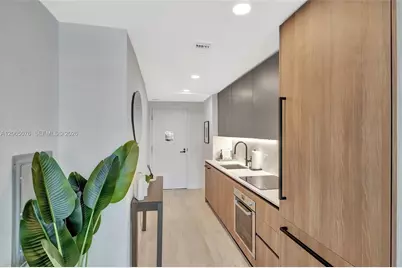580 72nd St #808, Miami Beach, FL 33141 - Photo 9