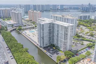 230 174th St, Sunny Isles Beach, FL 33160 - Photo 25