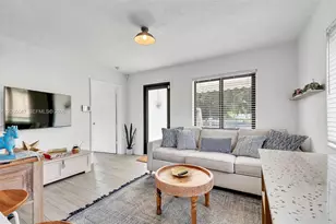 595 NW 101st St, Miami, FL 33150 - Photo 11