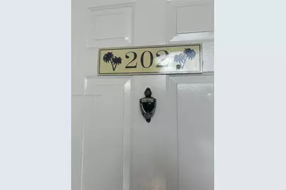 815 W Boynton Beach Blvd #2-202, Boynton Beach, FL 33426 - Photo 21