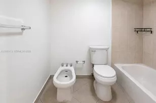 1621 Collins Ave, Miami Beach, FL 33139 - Photo 13