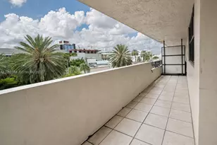 1621 Collins Ave, Miami Beach, FL 33139 - Photo 17