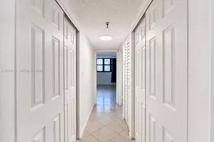 1621 Collins Ave, Miami Beach, FL 33139 - Photo 5