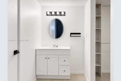 1621 Collins Ave #402, Miami Beach, FL 33139 - Photo 11