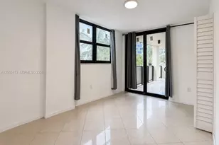 1621 Collins Ave, Miami Beach, FL 33139 - Photo 15