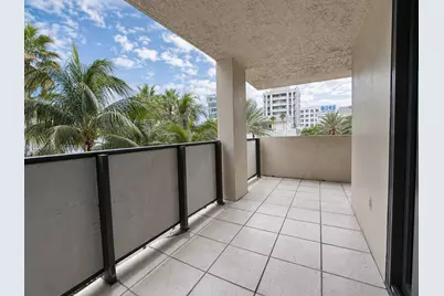 1621 Collins Ave #402, Miami Beach, FL 33139 - Photo 21