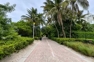 1621 Collins Ave, Miami Beach, FL 33139 - Photo 35