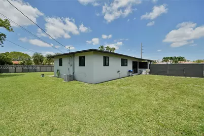 8350 SW 12th Ter, Miami, FL 33144 - Photo 27