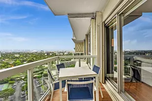 2451 S Brickell Ave, Miami, FL 33129 - Photo 15