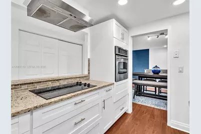 2451 S Brickell Ave #20M, Miami, FL 33129 - Photo 25