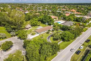 18900 SW 127th Ave, Miami, FL 33177 - Photo 17