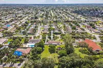 18900 SW 127th Ave, Miami, FL 33177 - Photo 1