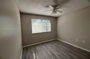 4171 N Haverhill Rd, West Palm Beach, FL 33417 - Photo 17