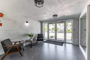 1030 9th St, Miami Beach, FL 33139 - Photo 27