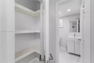 1030 9th St, Miami Beach, FL 33139 - Photo 19