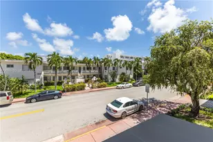 1030 9th St, Miami Beach, FL 33139 - Photo 23