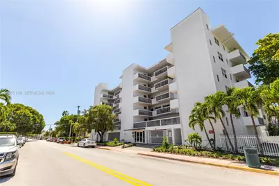 1030 9th St #204, Miami Beach, FL 33139 - Photo 3