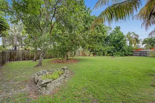 9770 Cutler Ridge Dr, Cutler Bay, FL 33157 - Photo 17