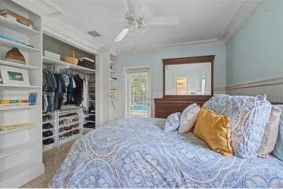9770 Cutler Ridge Dr, Cutler Bay, FL 33157 - Photo 5