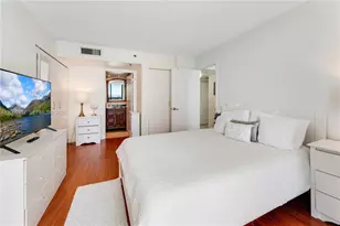 540 Brickell Key Dr, Miami, FL 33131 - Photo 11