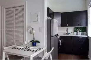 1611 Michigan Ave, Miami Beach, FL 33139 - Photo 3