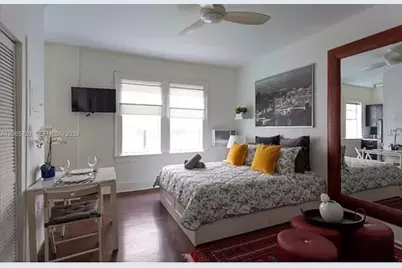1611 Michigan Ave #5, Miami Beach, FL 33139 - Photo 9