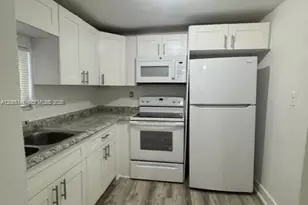 4130 SW 25th St, West Park, FL 33023 - Photo 7