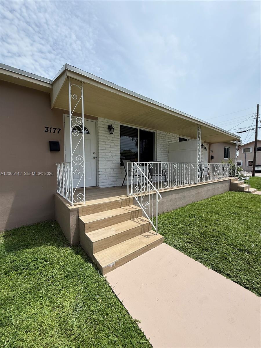 3177 SW 27th Terrace #3177 - 3177 SW 27th Terrace #3177, Miami, FL 33133 Luxury Property | Jose Angel Pina