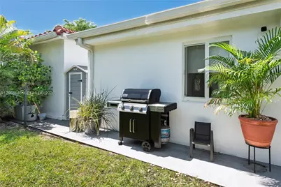 1450 SW 20th Ave #1450, Miami, FL 33145 - Photo 7