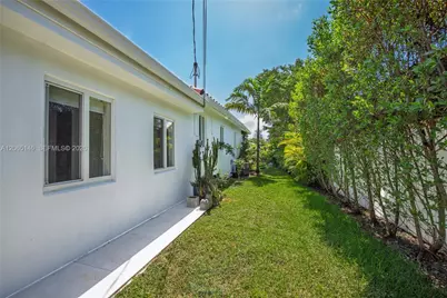 1450 SW 20th Ave #1450, Miami, FL 33145 - Photo 5