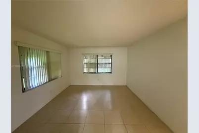 7995 SW 86th St #305, Miami, FL 33143 - Photo 3