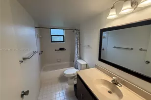 7995 SW 86th St, Miami, FL 33143 - Photo 3