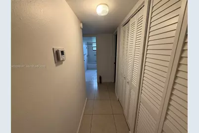 7995 SW 86th St #305, Miami, FL 33143 - Photo 5