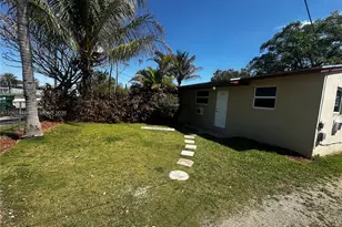 26445 SW 139th Ave, Homestead, FL 33032 - Photo 1