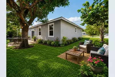 1686 NE 30th St, Pompano Beach, FL 33064 - Photo 19