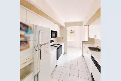 901 SW 141st Ave #304M, Pembroke Pines, FL 33027 - Photo 1