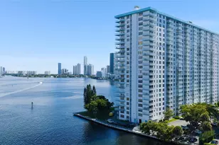 301 174th St, Sunny Isles Beach, FL 33160 - Photo 5