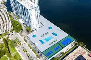 301 174th St, Sunny Isles Beach, FL 33160 - Photo 49