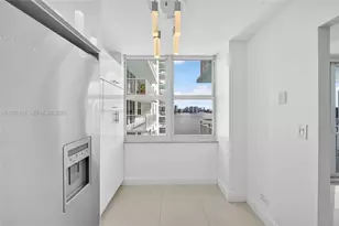 301 174th St, Sunny Isles Beach, FL 33160 - Photo 19