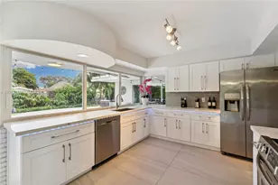 1424 NE 53rd Ct, Fort Lauderdale, FL 33334 - Photo 5