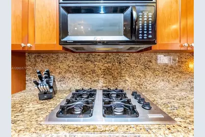 939 Washington St, Hollywood, FL 33019 - Photo 11